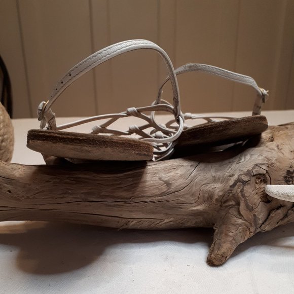 Bandolino | Genuine Leather | Sandal | Flats | Strappy | White | Vintage - Picture 5 of 8